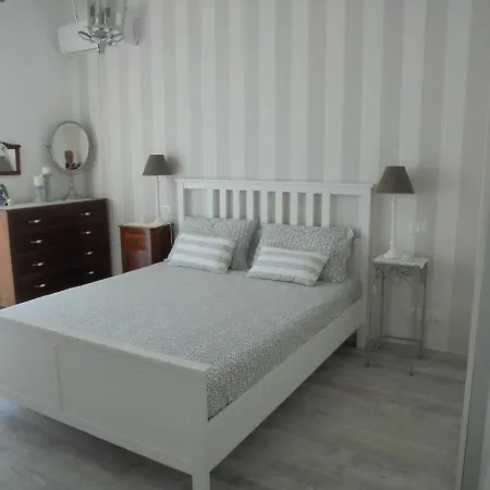 Mare E Sole Apartment Letojanni